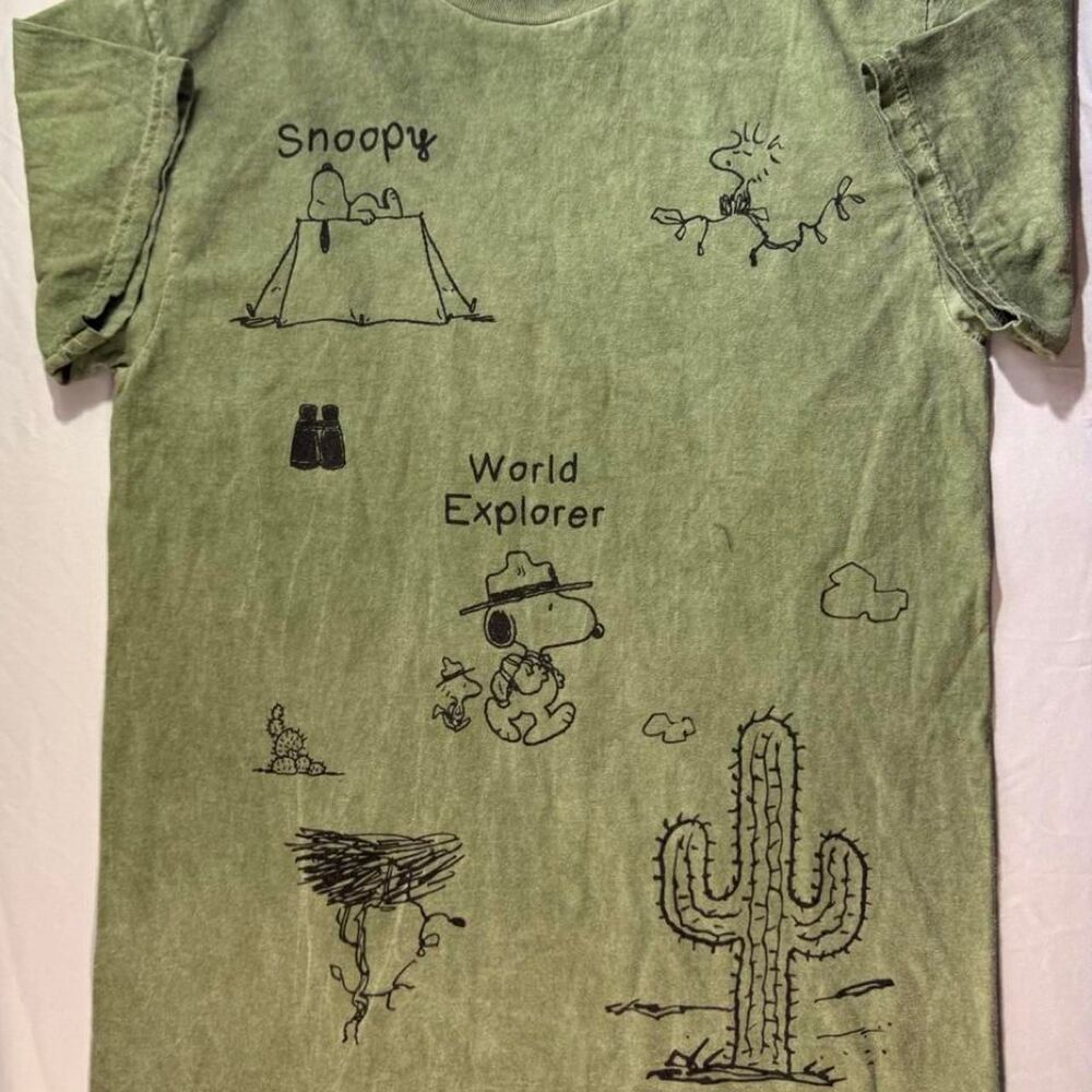 Peanuts Men's Green and Khaki T-shirt